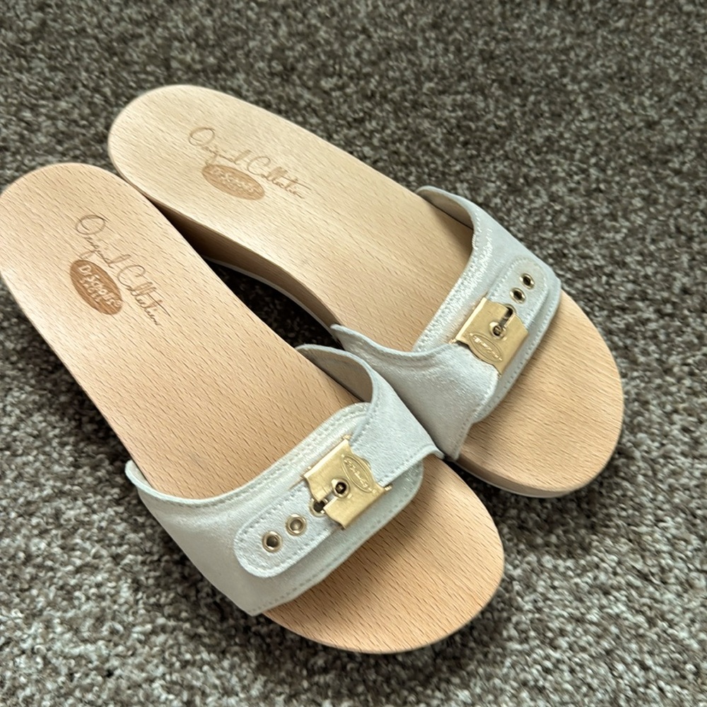 Dr. Scholl's Cream and Gold dust Women's Sandals